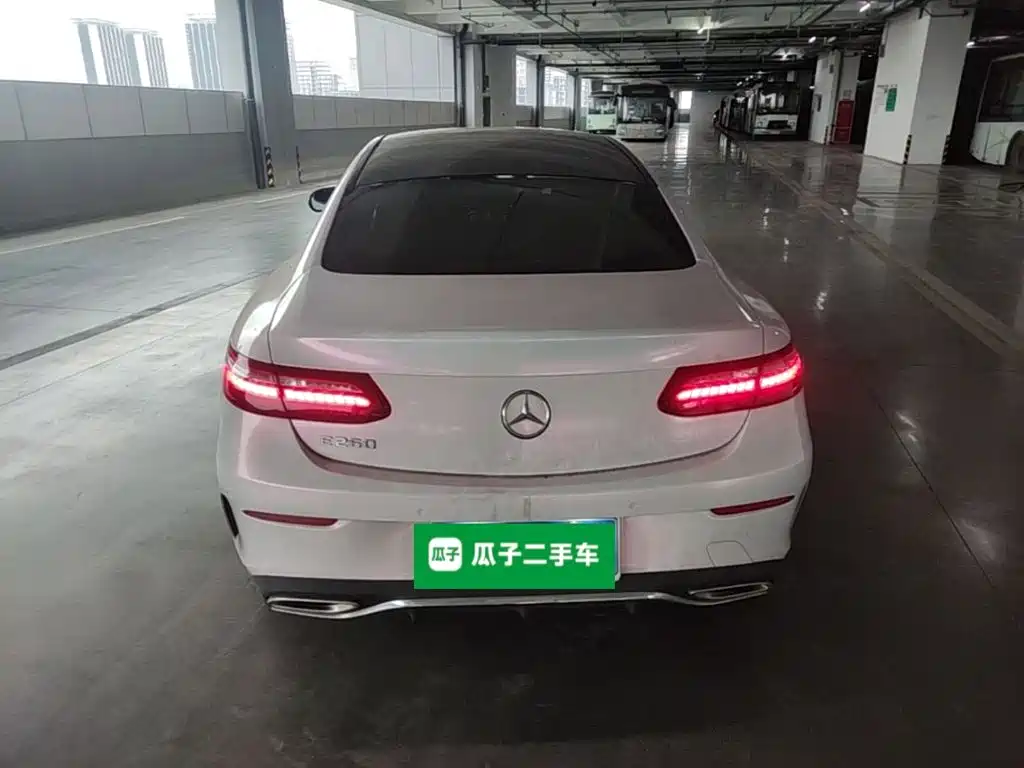Mercedes-Benz E-Class (Import) — фото 6