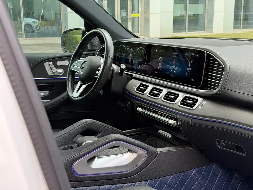 Mercedes-Benz GLE (Import) — фото 25