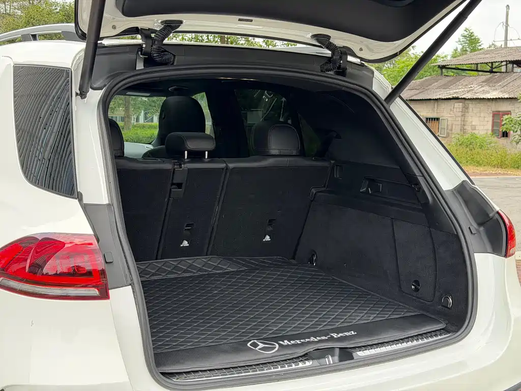 Mercedes-Benz GLE (Import) — фото 32