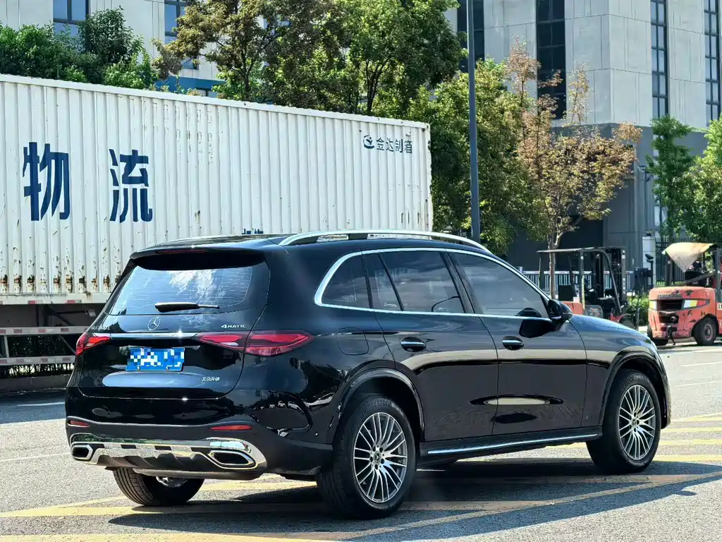 Mercedes-Benz GLC — фото 9