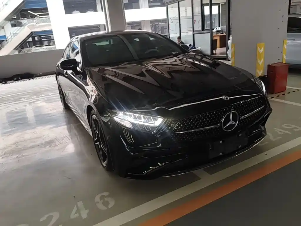 Mercedes-Benz CLS — фото 4