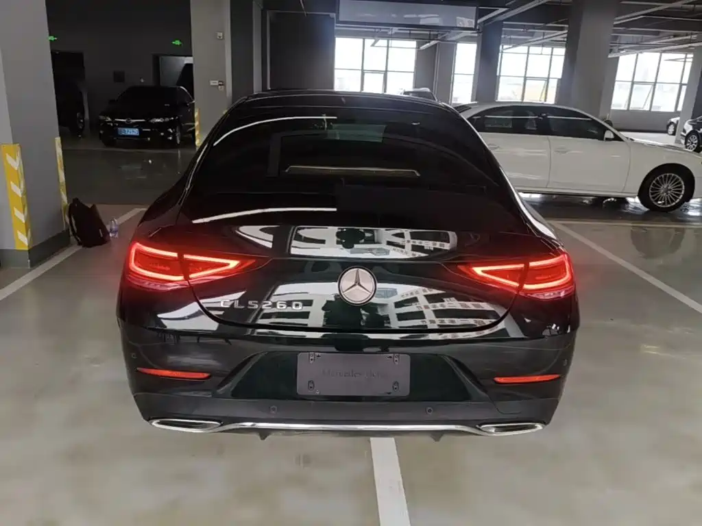 Mercedes-Benz CLS — фото 6