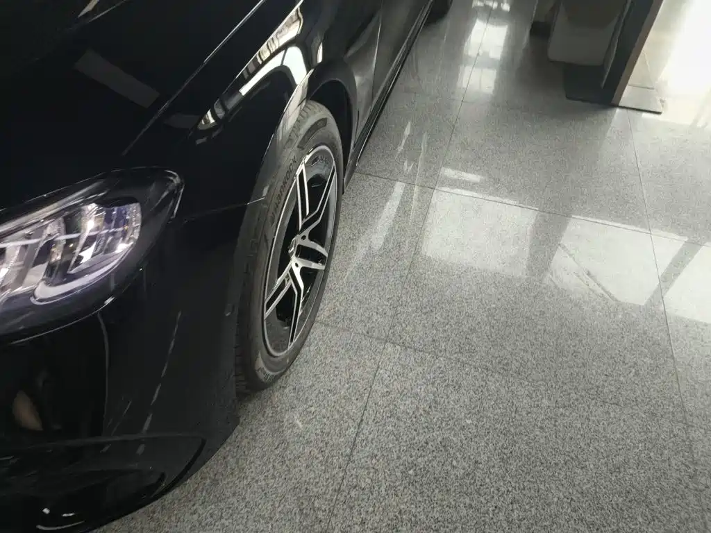 Mercedes-Benz E-Class (Import) — фото 25