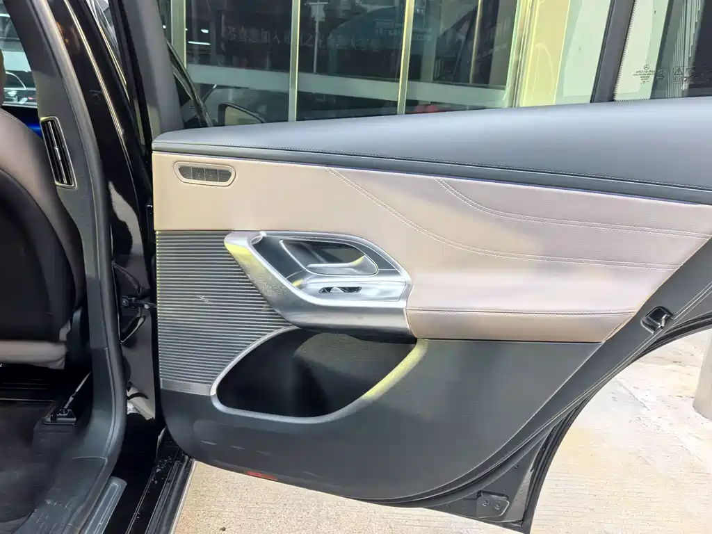 Mercedes-Benz GLC New Energy — фото 18
