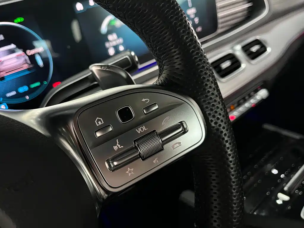 Mercedes-Benz GLE AMG — фото 22