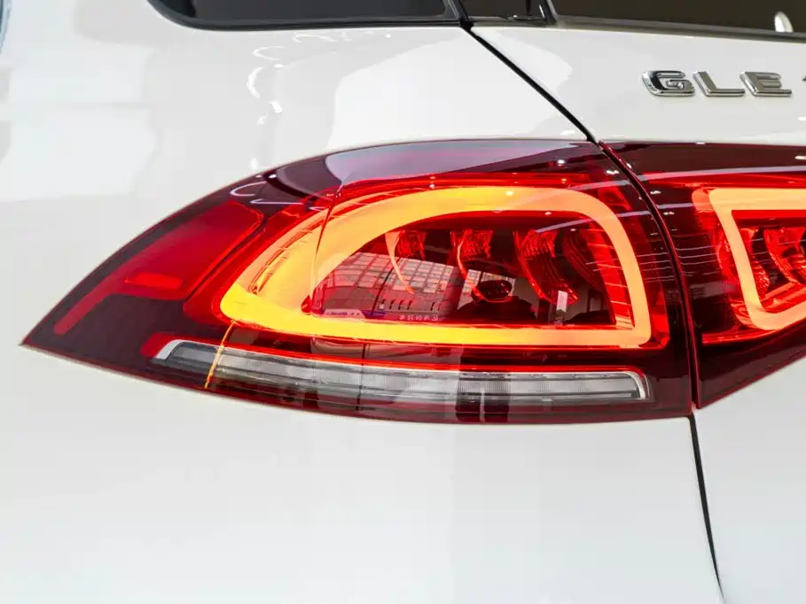 Mercedes-Benz GLE (Import) — фото 9