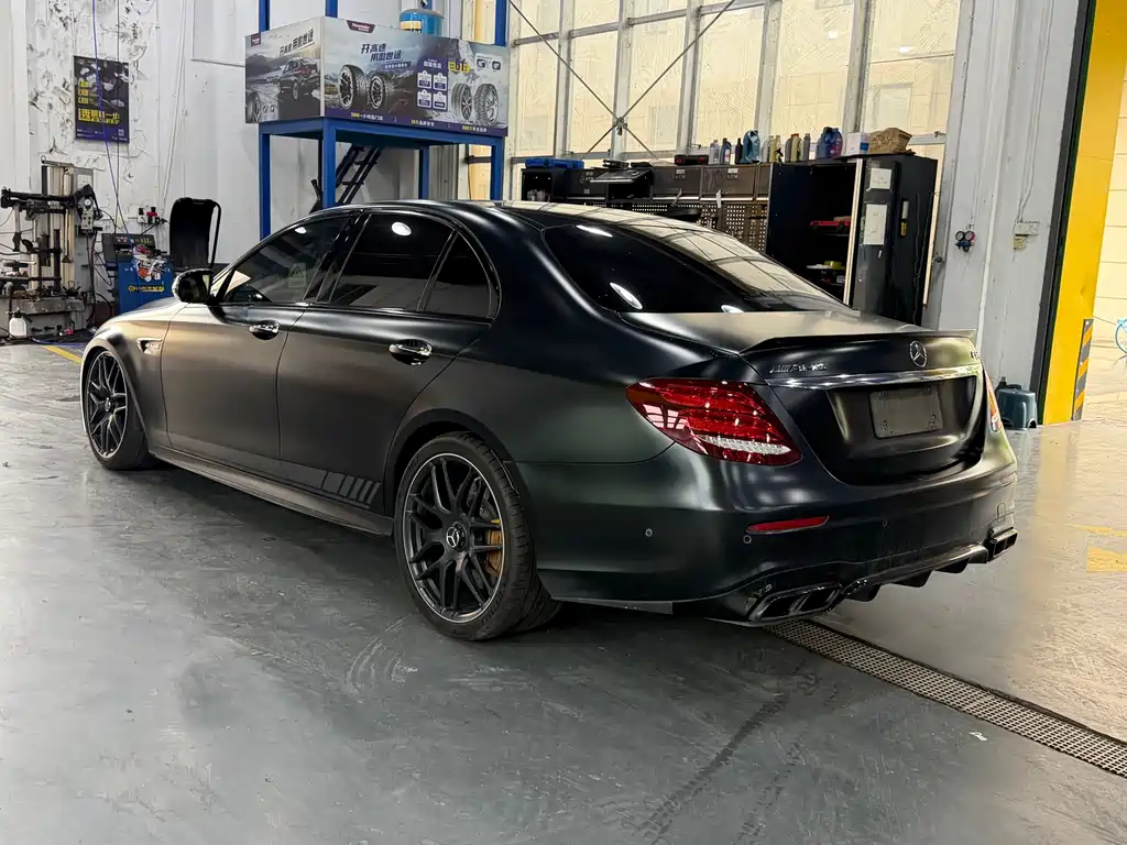 Mercedes-Benz E-Class AMG — фото 2