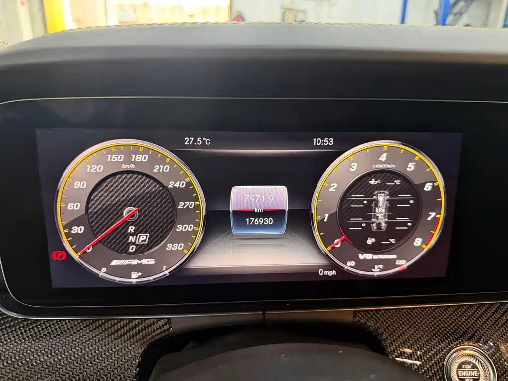 Mercedes-Benz E-Class AMG — фото 11