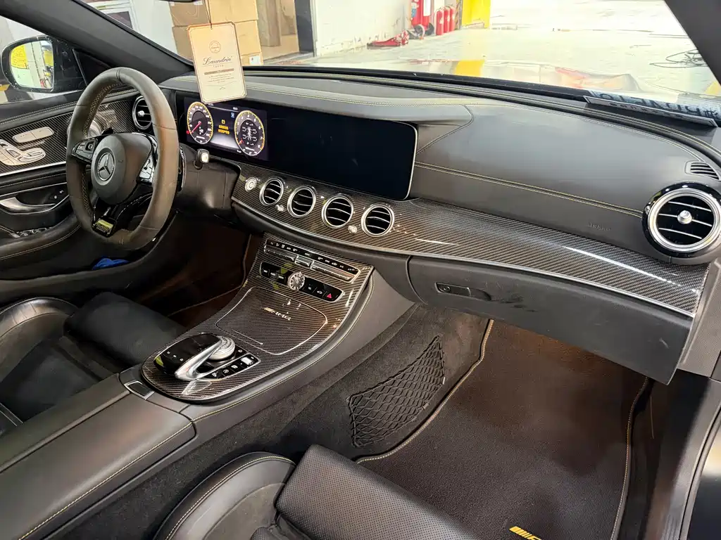 Mercedes-Benz E-Class AMG — фото 5