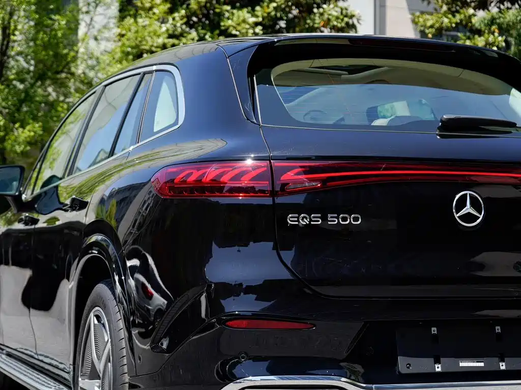 Mercedes-Benz EQS SUV — фото 5