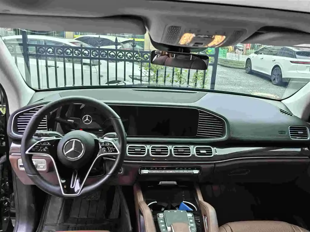 Mercedes-Benz GLE (Import) — фото 7