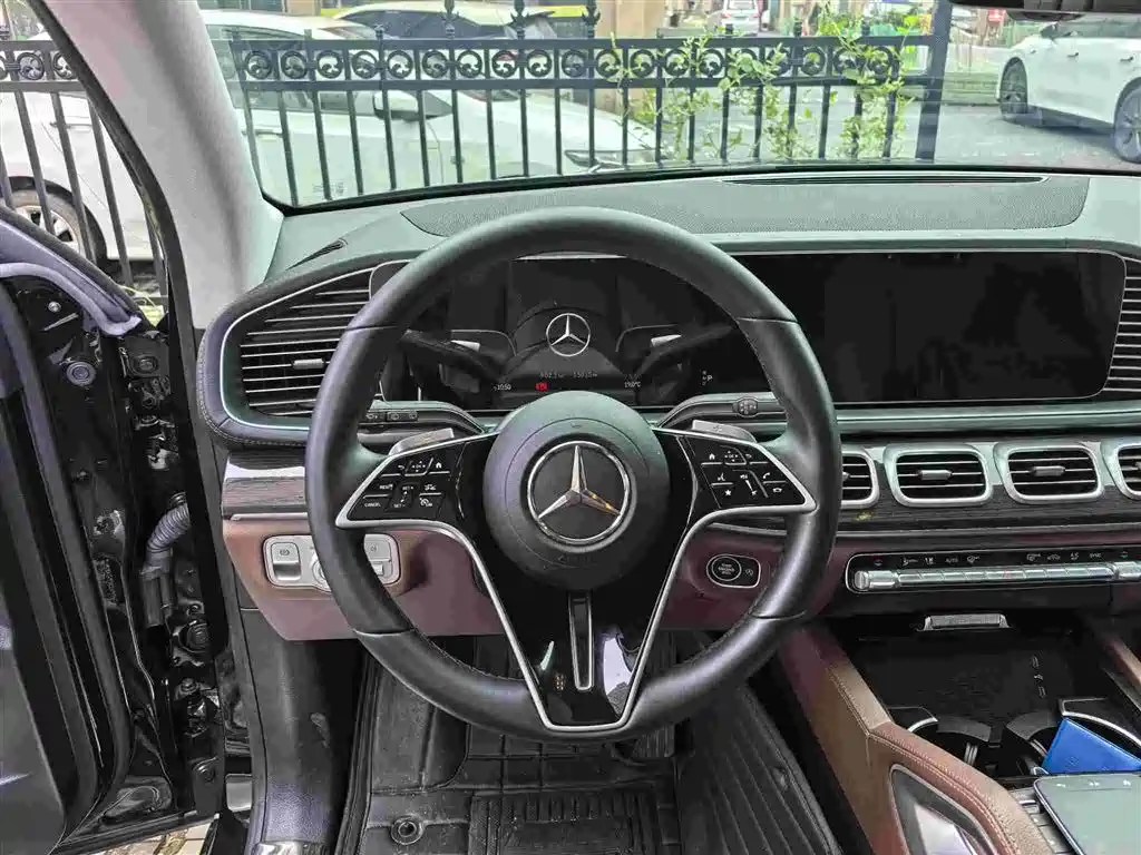 Mercedes-Benz GLE (Import) — фото 8