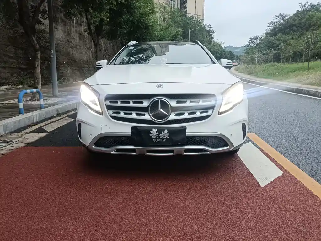Mercedes-Benz GLA — фото 2
