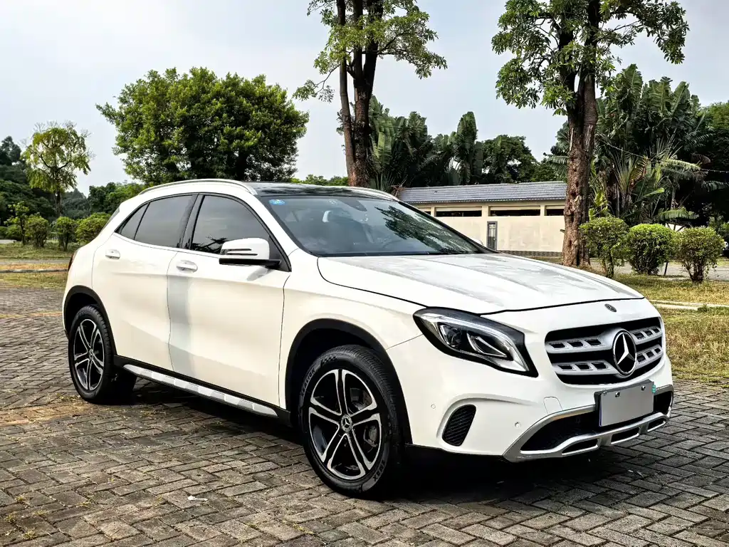 Mercedes-Benz GLA — фото 3