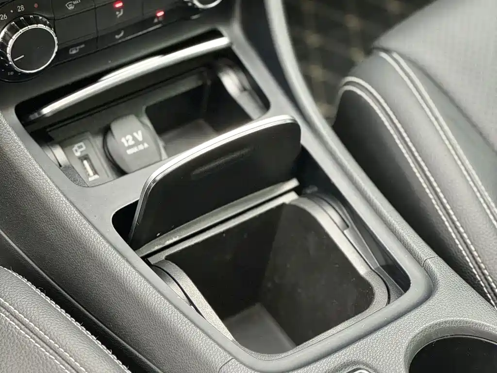 Mercedes-Benz GLA — фото 13