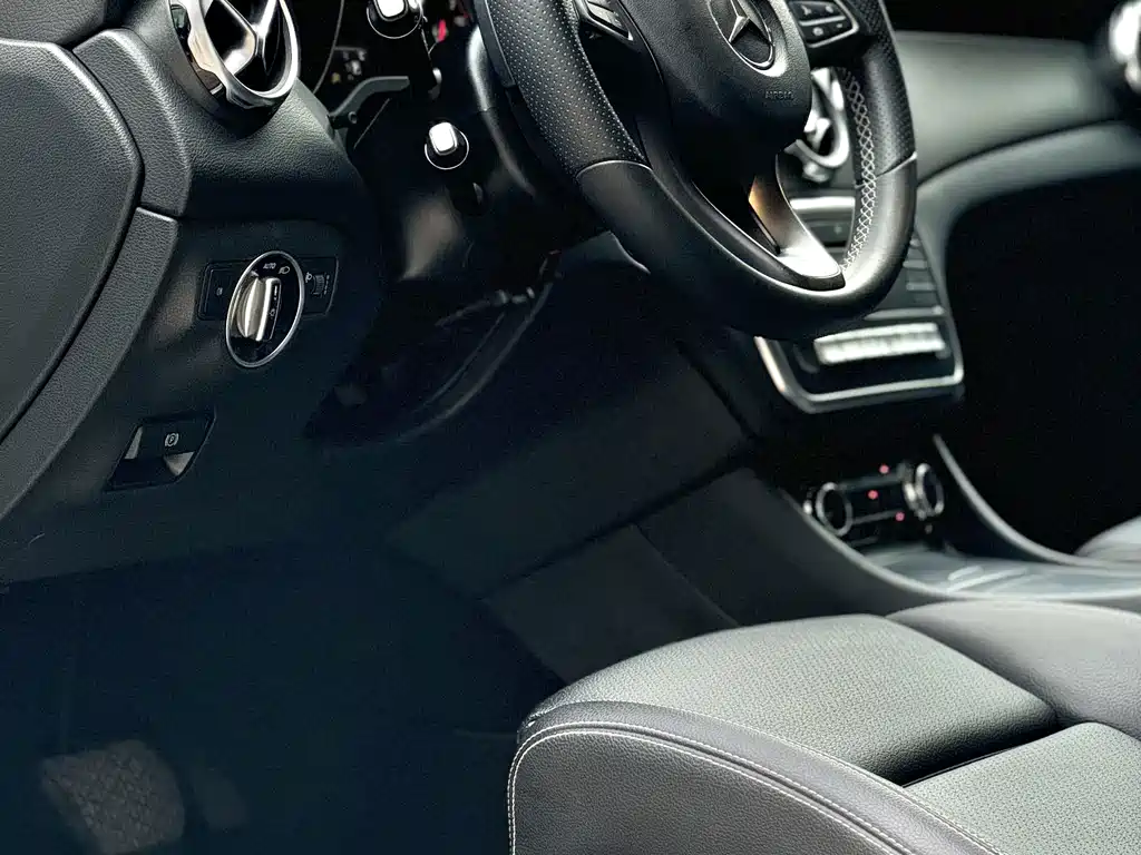 Mercedes-Benz GLA — фото 5