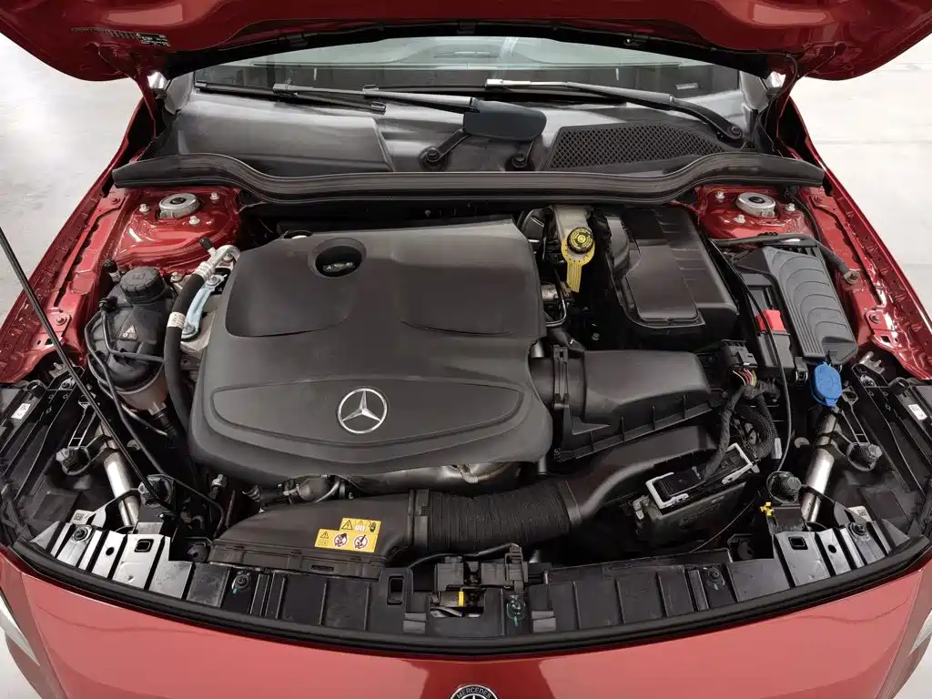 Mercedes-Benz GLA — фото 6