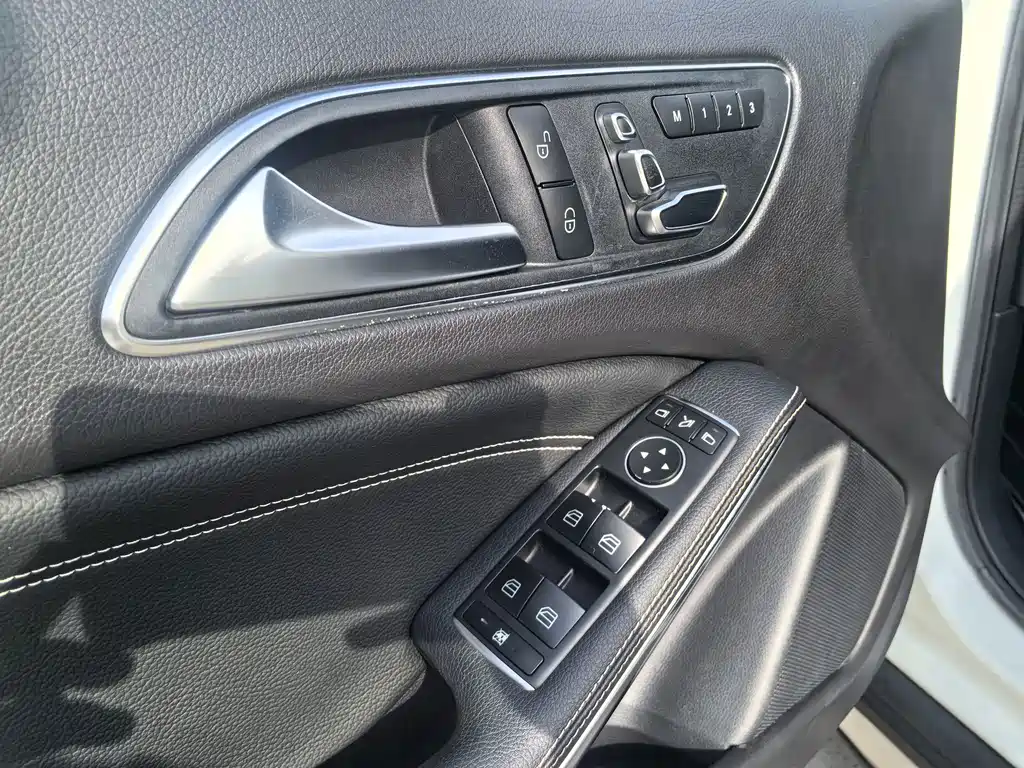 Mercedes-Benz GLA — фото 30