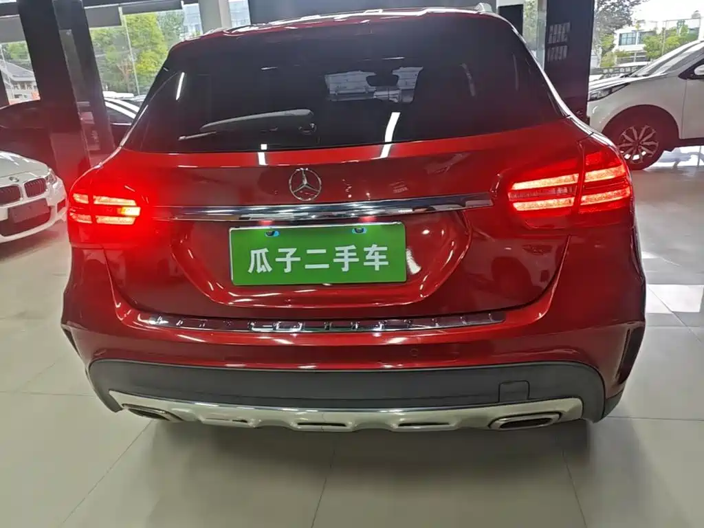 Mercedes-Benz GLA — фото 6