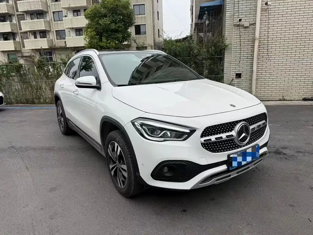Mercedes-Benz GLA — фото 3