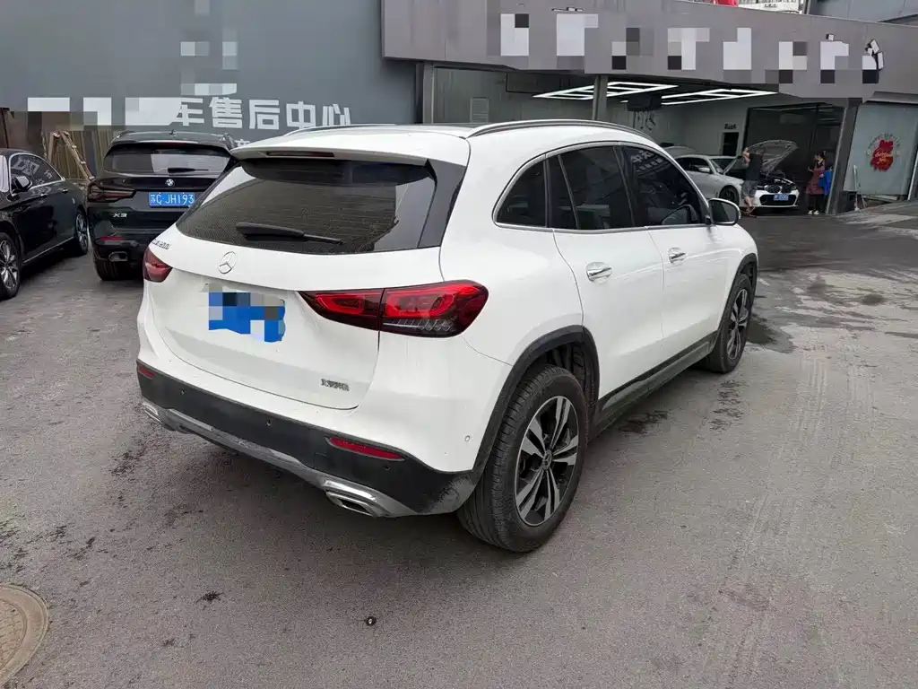 Mercedes-Benz GLA — фото 9