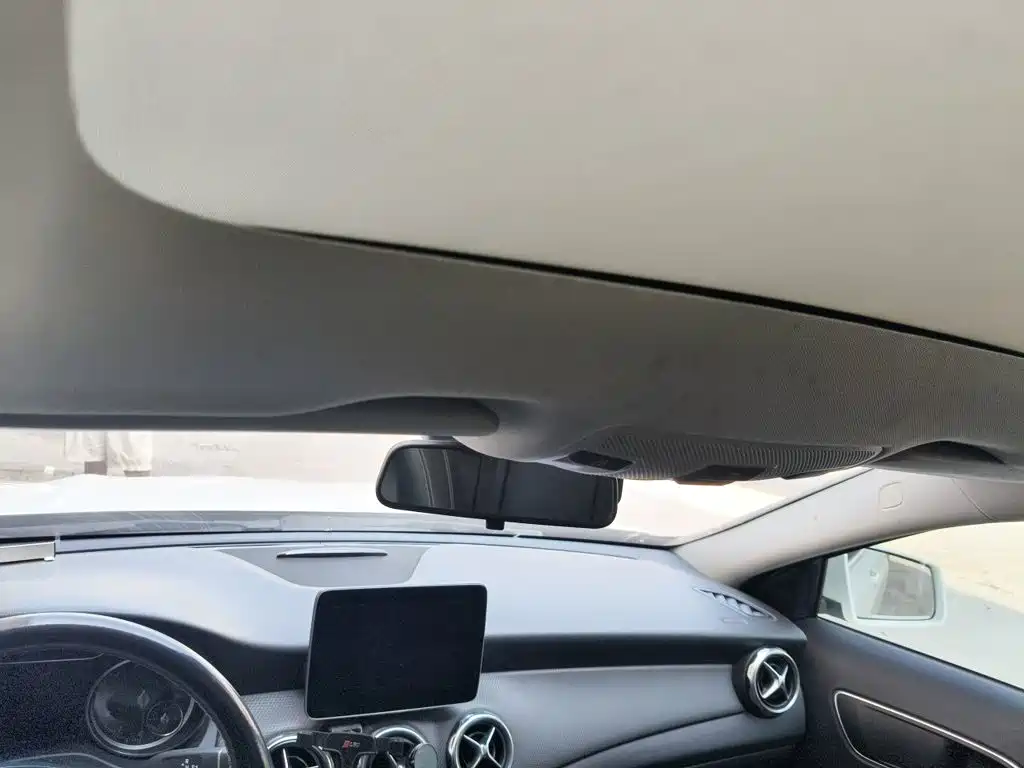 Mercedes-Benz GLA — фото 14