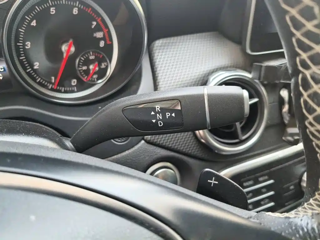 Mercedes-Benz GLA — фото 10