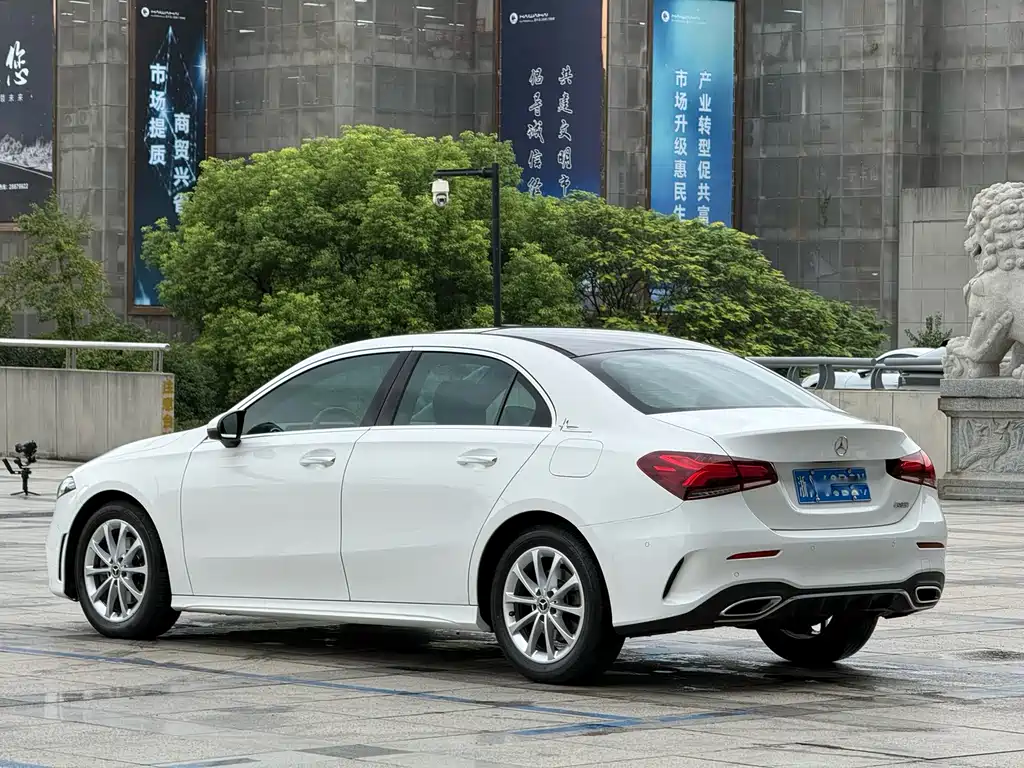 Mercedes-Benz A-Class — фото 15