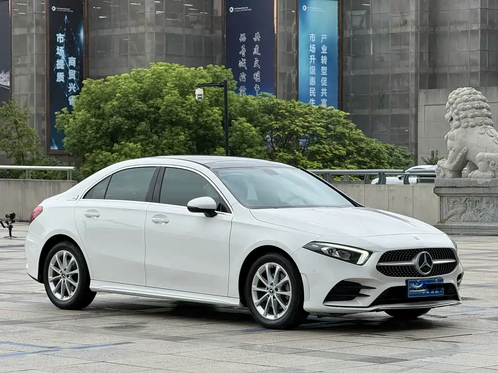 Mercedes-Benz A-Class — фото 10