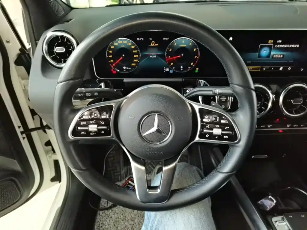 Mercedes-Benz B-Class — фото 11