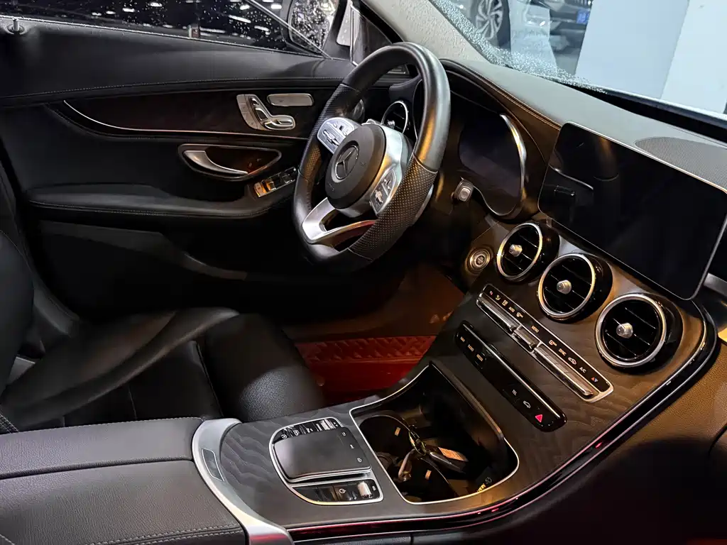 Mercedes-Benz C-Class — фото 14