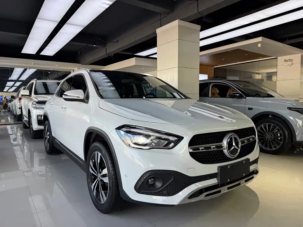 Mercedes-Benz GLA — фото 3