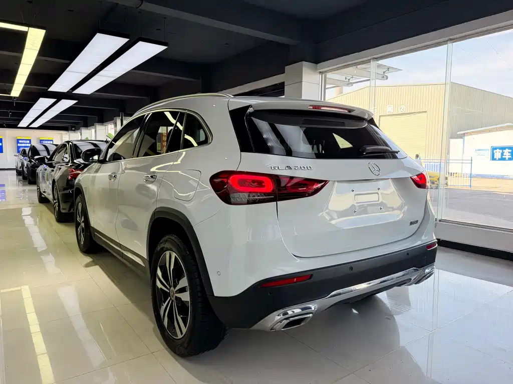 Mercedes-Benz GLA — фото 5