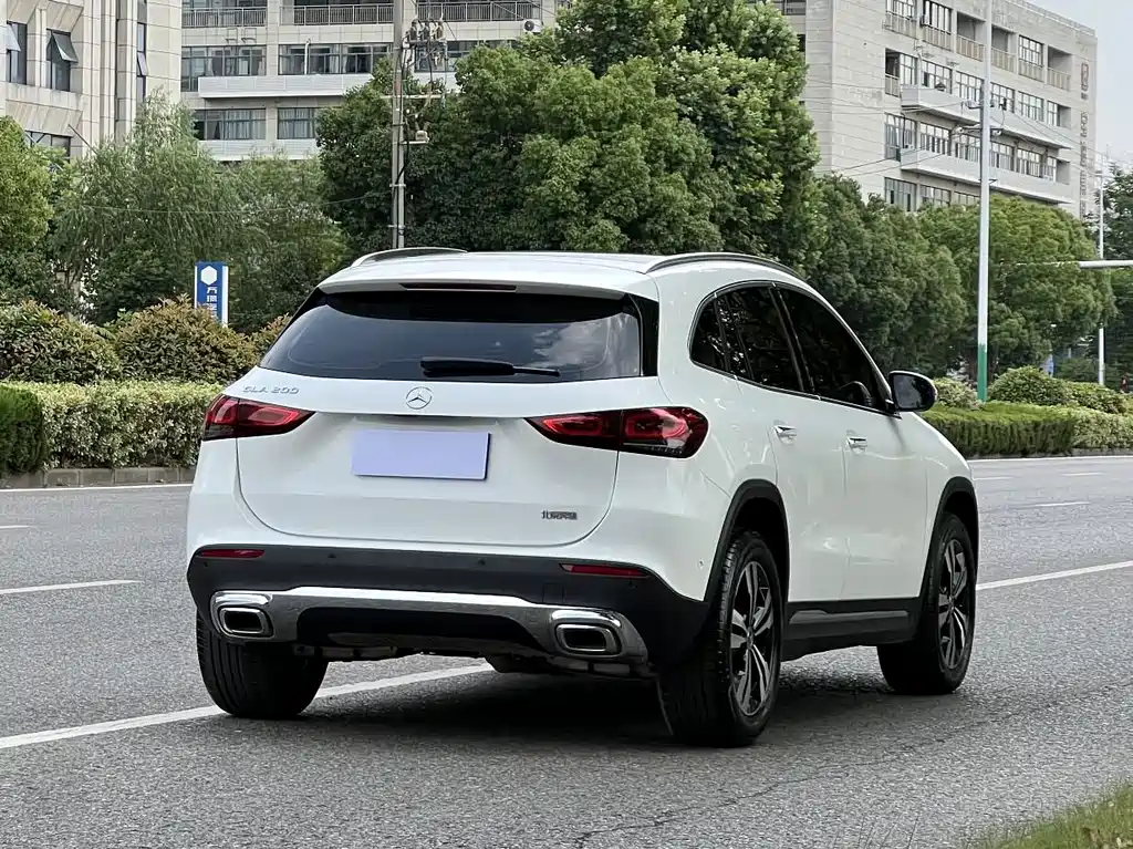 Mercedes-Benz GLA — фото 3