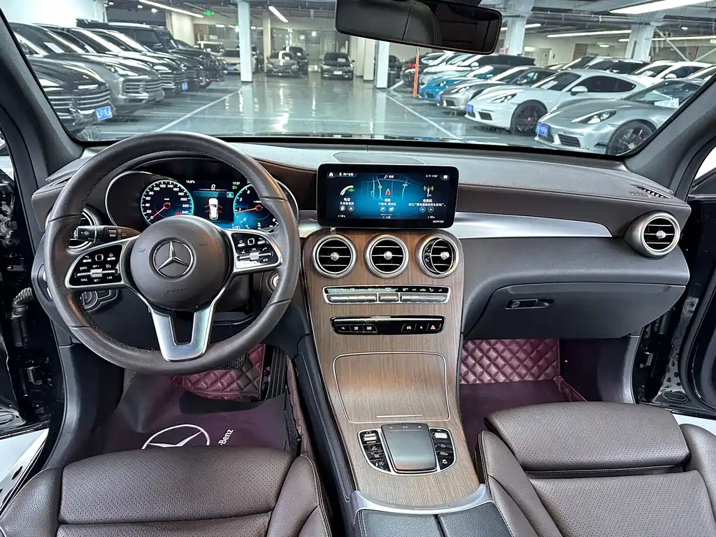 Mercedes-Benz GLC — фото 10