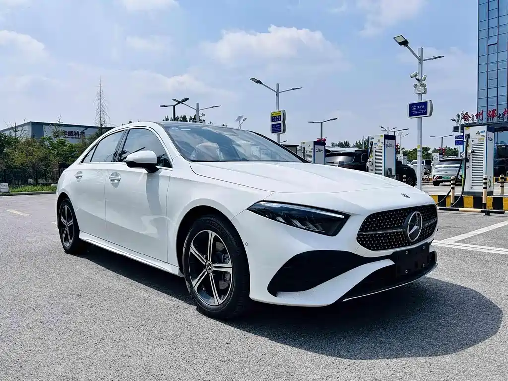 Mercedes-Benz A-Class — фото 3