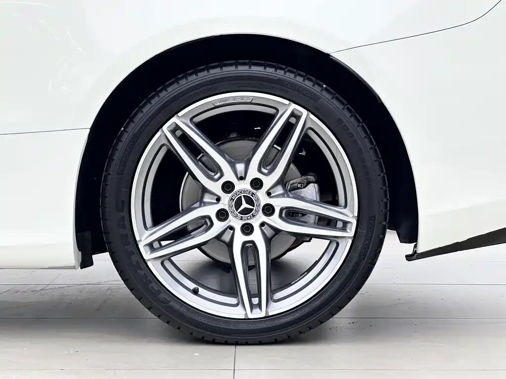 Mercedes-Benz E-Class (Import) — фото 13