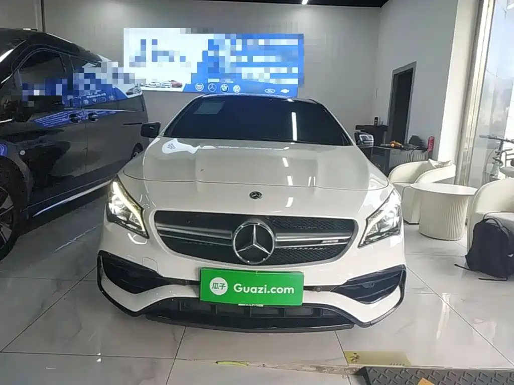 Mercedes-Benz CLA AMG — фото 3