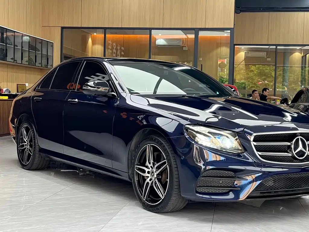 Mercedes-Benz E-Class (Import) — фото 11