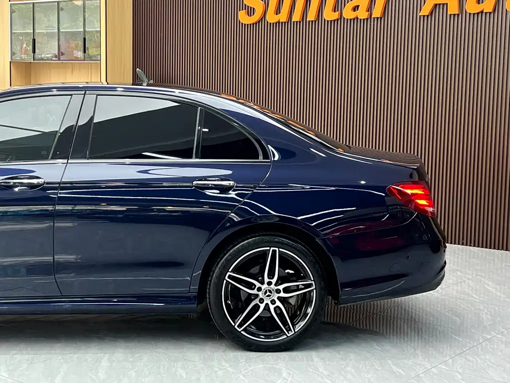 Mercedes-Benz E-Class (Import) — фото 14
