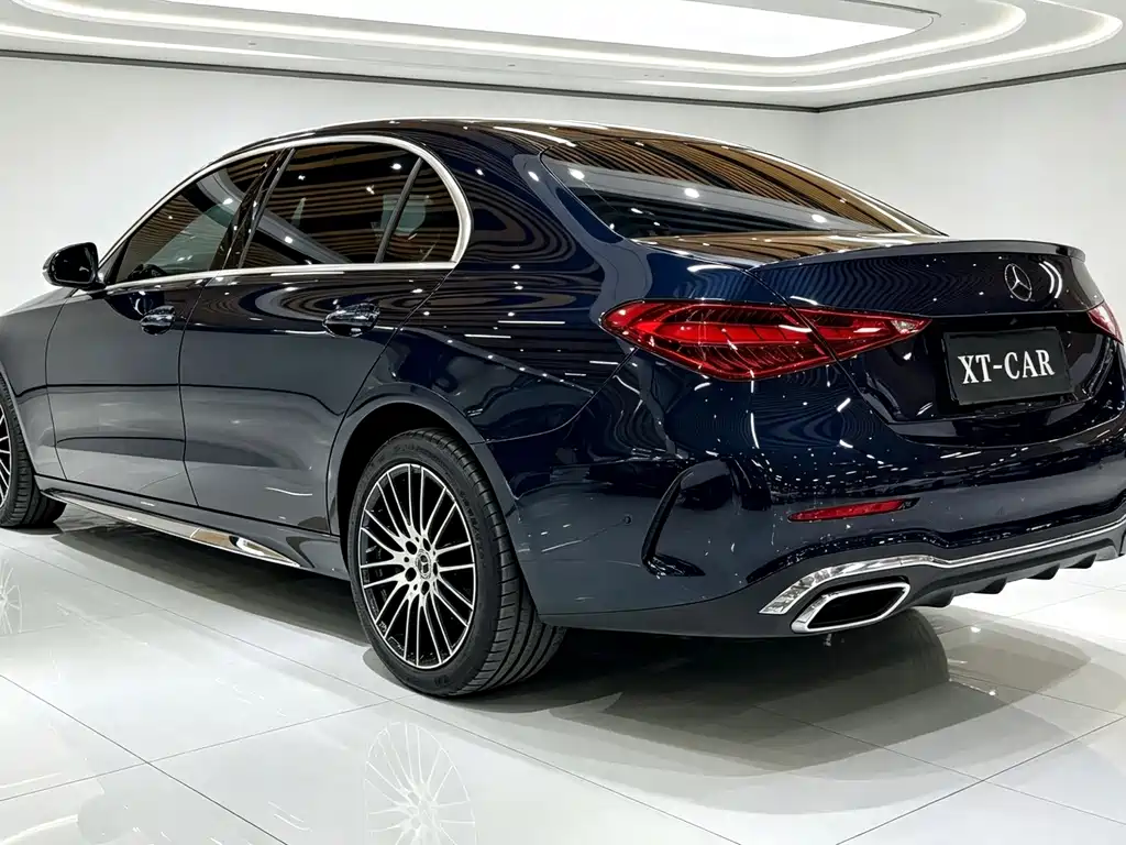 Mercedes-Benz C-Class — фото 11
