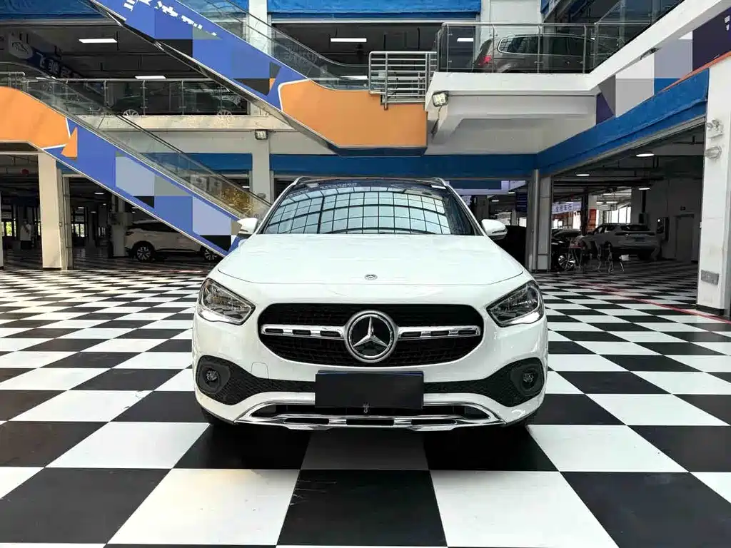 Mercedes-Benz GLA — фото 2