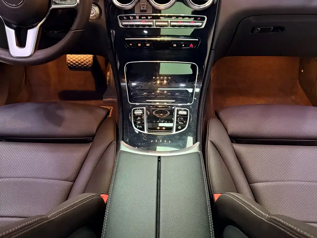 Mercedes-Benz GLC — фото 15