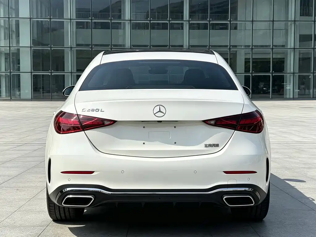 Mercedes-Benz C-Class — фото 17