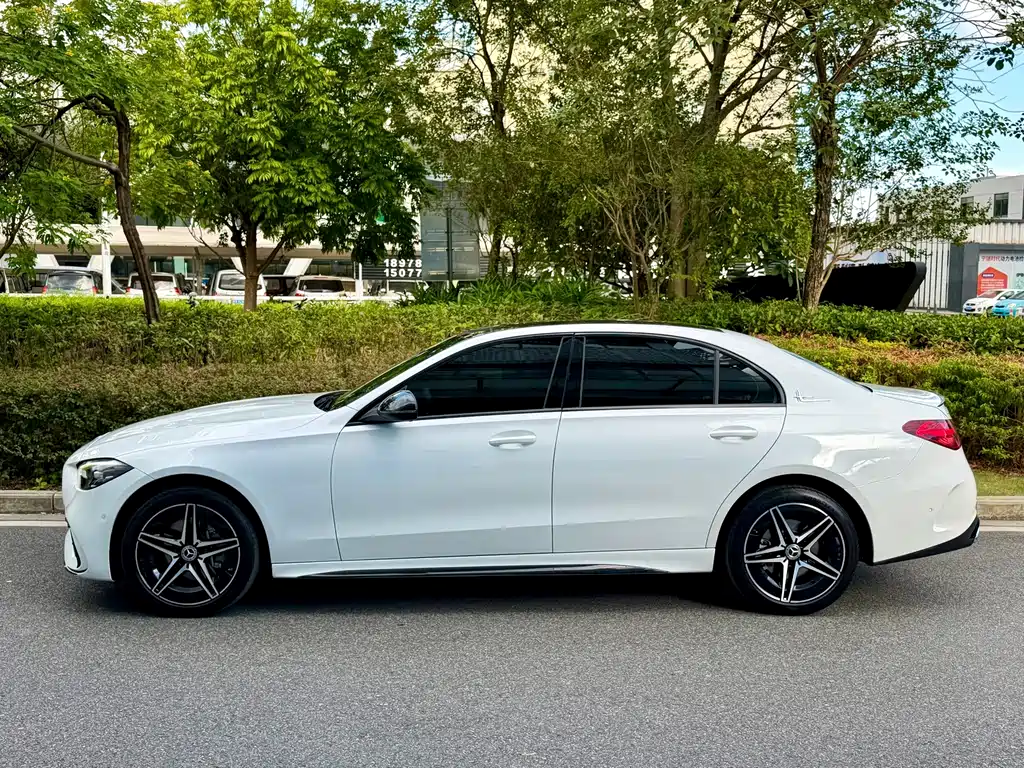 Mercedes-Benz C-Class — фото 3