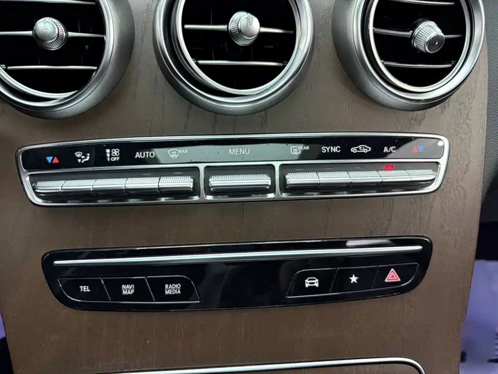 Mercedes-Benz GLC — фото 15