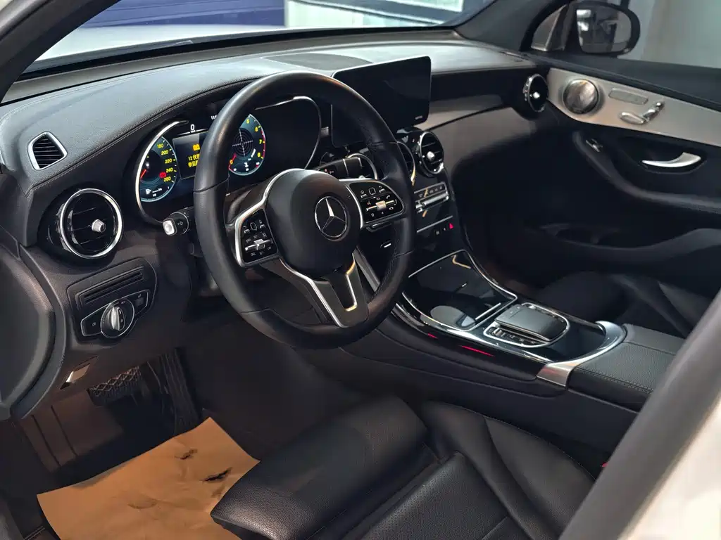 Mercedes-Benz GLC Coupe — фото 10