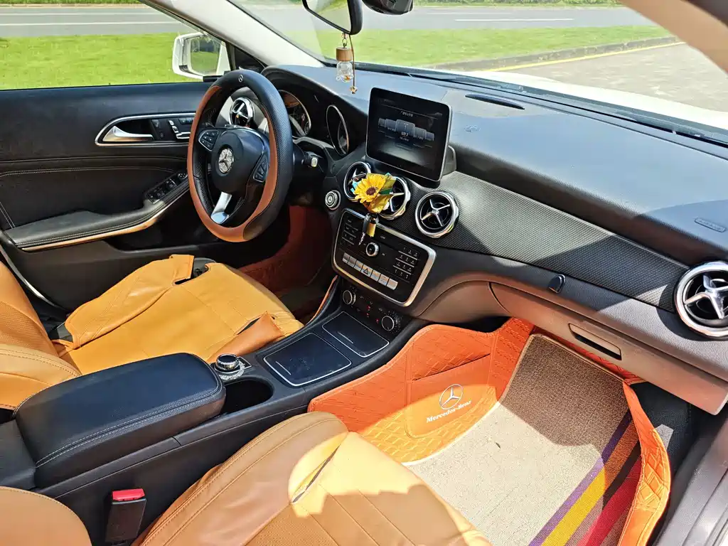 Mercedes-Benz GLA — фото 18