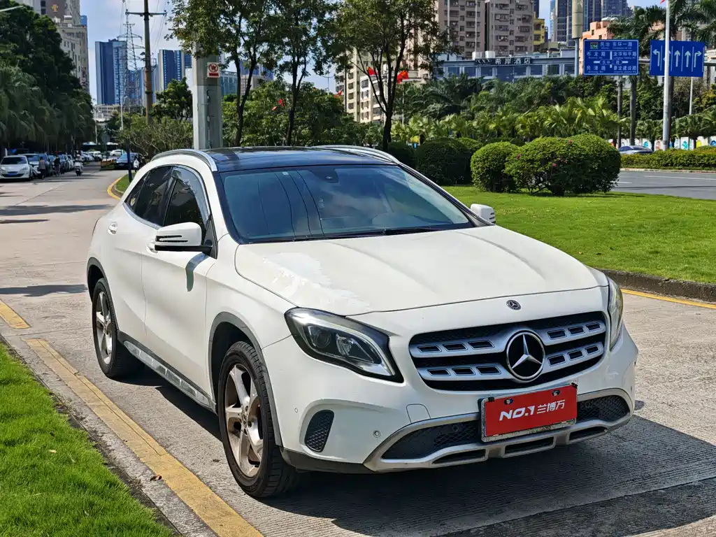 Mercedes-Benz GLA — фото 3