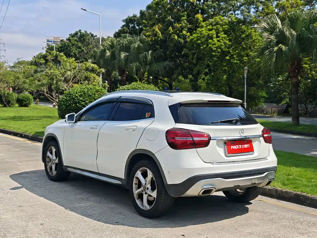 Mercedes-Benz GLA — фото 5